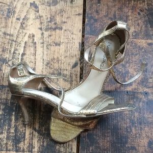Via Spiga antiqued gold low heels 7.5